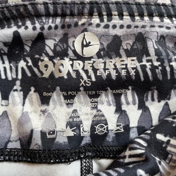 Black White Gray Workout Leggings with Pocket - Picture 4 of 7